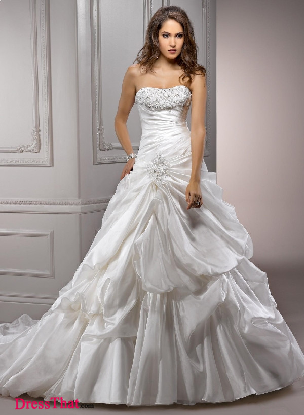 Important Tips for Wedding Dress Shopping