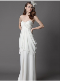 Gorgeous Elegant Princess Sweetheart Chiffon Informal Wedding Dresses Under $ 200 with Flower Embellishment Style WD-1063